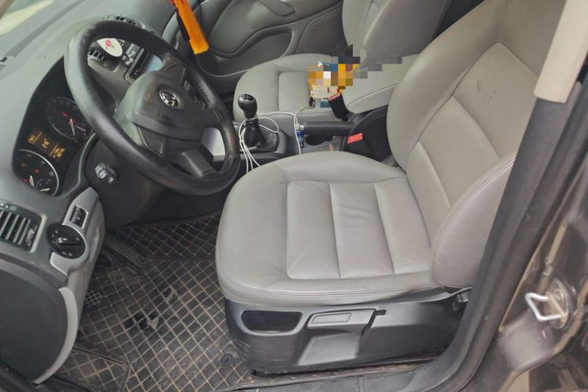 Used Skoda Octavia 2013 1.6L Manual Yijun Edition Left Front Seat