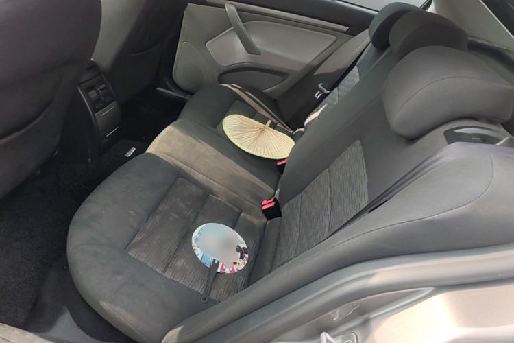 Used Skoda Octavia 2013 1.6L Automatic Yijie Edition Left Rear Seat