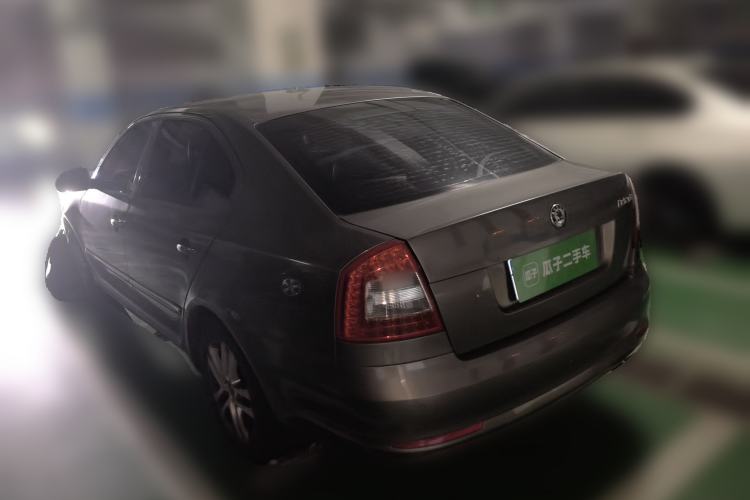 Used Skoda Octavia 2013 1.6L Automatic Yijun Edition Rear Left 45 Deg