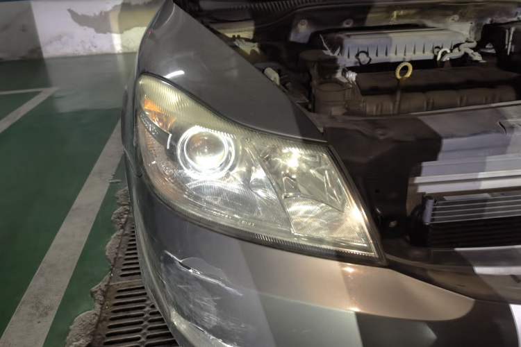 Used Skoda Octavia 2013 1.6L Automatic Yijun Edition Right Front Headlight