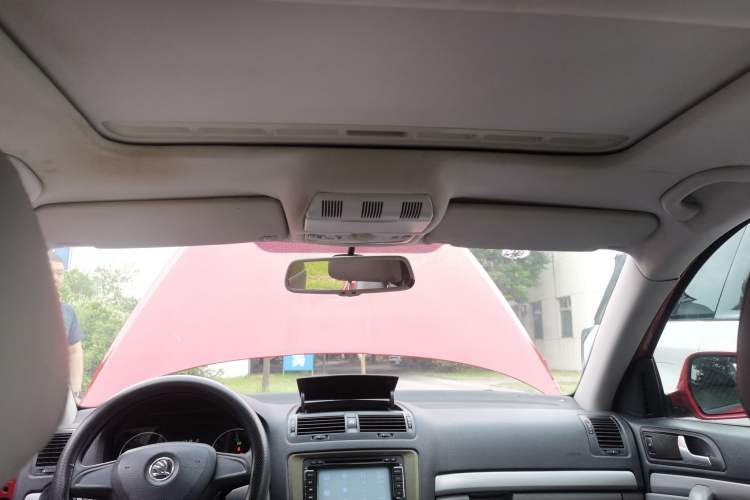 Used Skoda Octavia 2013 1.6L Automatic Yijun Edition Headliner