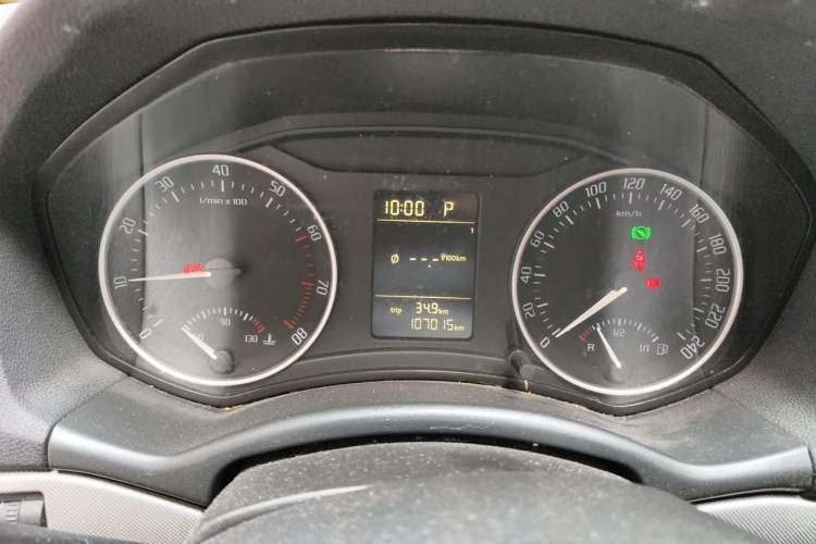Used Skoda Octavia 2013 1.6L Automatic Elegance Edition Instrument Cluster