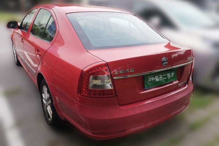 Used Skoda Octavia 2013 1.6L Automatic Yijun Edition Rear Left 45 Deg
