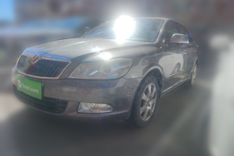 Used Skoda Octavia 2013 1.6L Automatic Yijie Edition Guazi used car, China used car export, Used car for sale, Used cars, Cheapest cars for sale