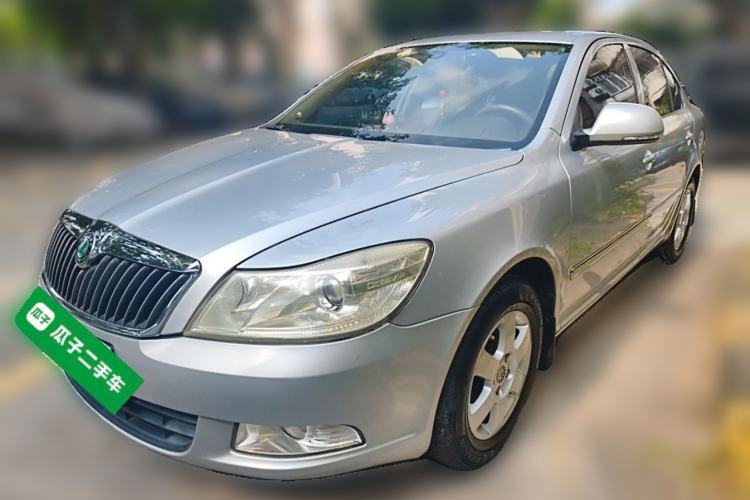 Używany Skoda Octavia 2013 1.6L Automatic Yijie Edition Guazi used car, China used car export, Used car for sale, Used cars, Cheapest cars for sale