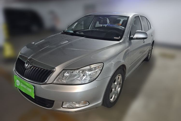 Used Skoda Octavia 2013 2.0L Automatic Yijie Edition Guazi used car, China used car export, Used car for sale, Used cars, Cheapest cars for sale