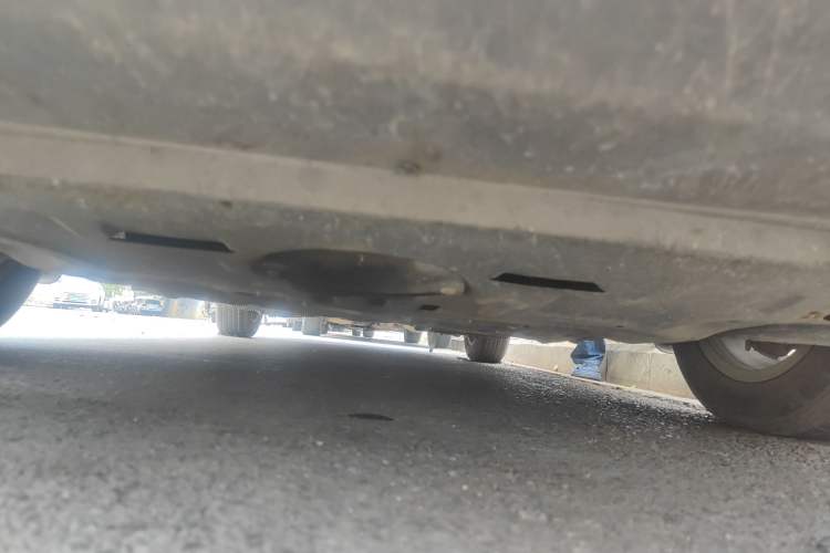 Used Skoda Octavia 2013 1.6L Manual Eado Edition Chassis Front