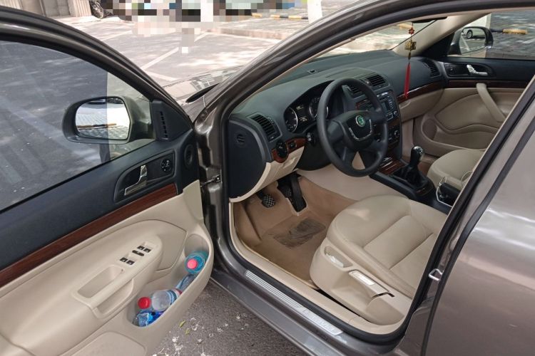 Used Skoda Octavia 2013 1.4TSI Manual Yijun Edition Driver Seat