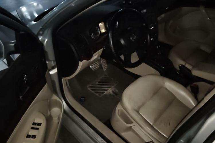 Used Skoda Octavia 2013 1.6L Automatic Yijun Edition Driver Seat
