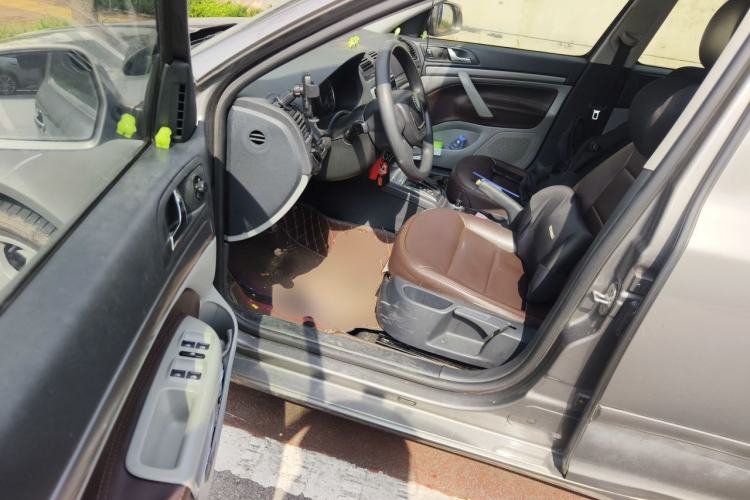 Used Skoda Octavia 2013 1.6L Automatic Elegance Edition Driver Seat