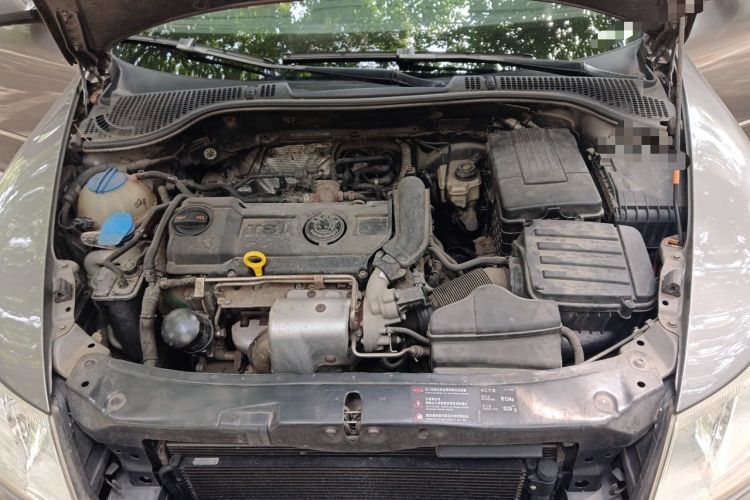 Used Skoda Octavia 2013 1.4TSI Manual Yijun Edition Engine Bay