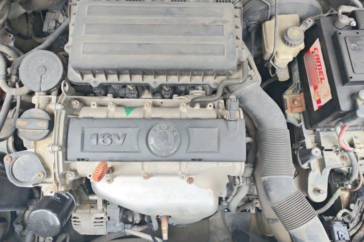 Used Skoda Octavia 2013 1.6L Manual Eado Edition Engine Bay