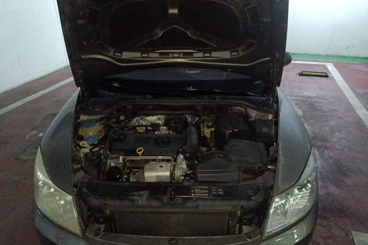 Used Skoda Octavia 2013 1.4TSI DSG Yijun Edition Engine Bay