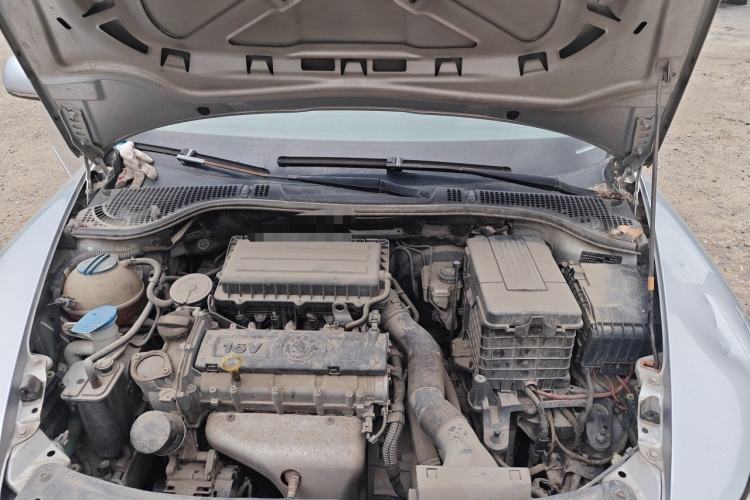 Used Skoda Octavia 2013 1.6L Automatic Elegance Edition Engine Bay