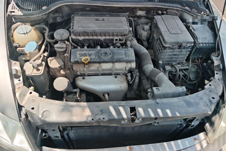 Used Skoda Octavia 2013 1.6L Automatic Yijun Edition Engine Bay
