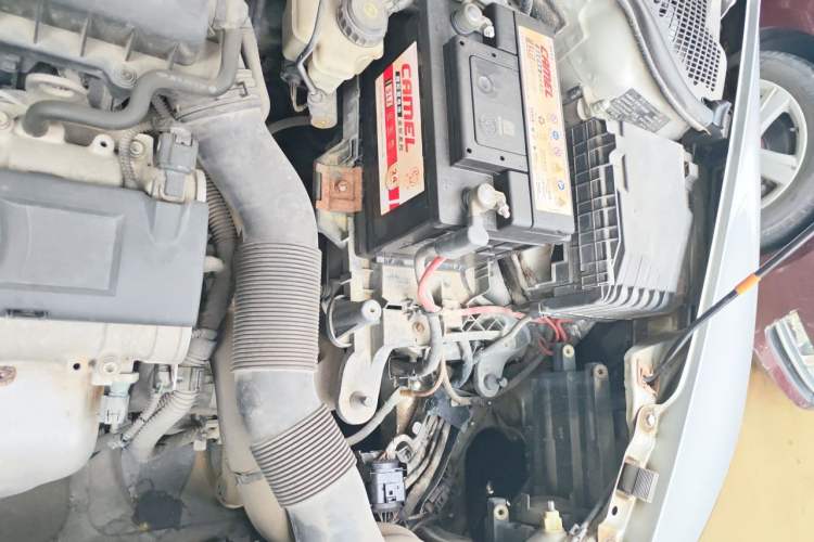 Used Skoda Octavia 2013 1.6L Manual Eado Edition Engine Bay Left
