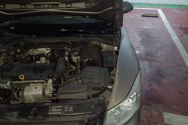 Used Skoda Octavia 2013 1.4TSI DSG Yijun Edition Engine Bay Left