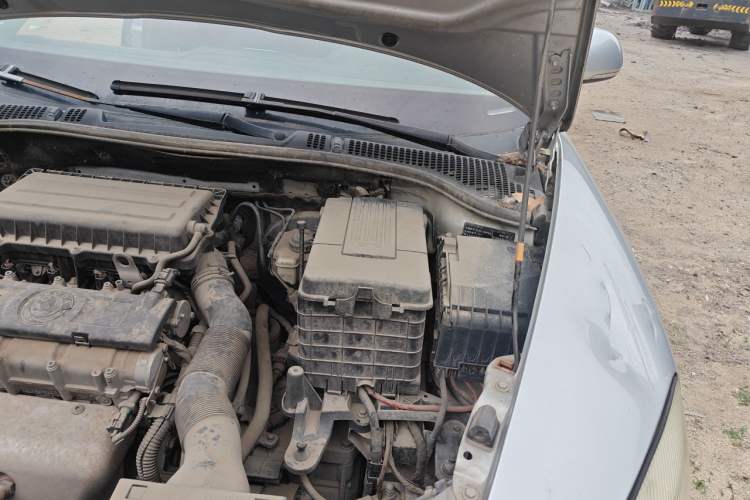 Used Skoda Octavia 2013 1.6L Automatic Elegance Edition Engine Bay Left