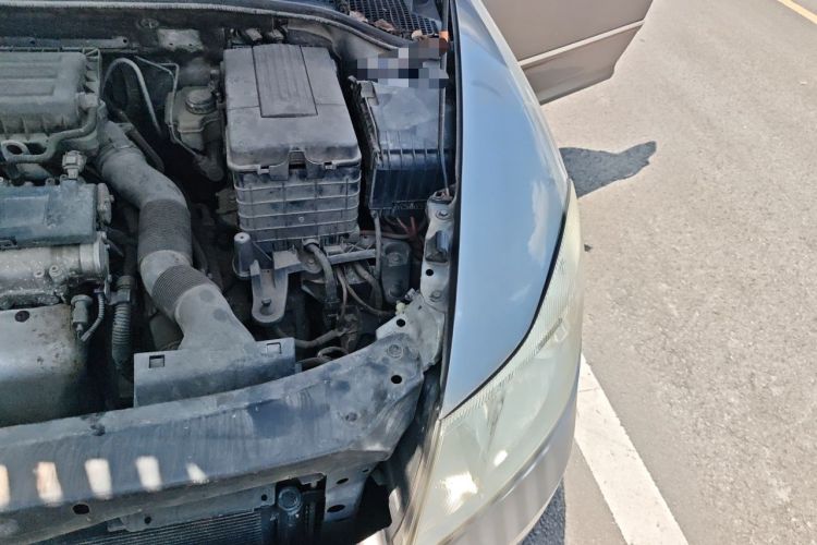 Used Skoda Octavia 2013 1.6L Automatic Yijun Edition Engine Bay Left