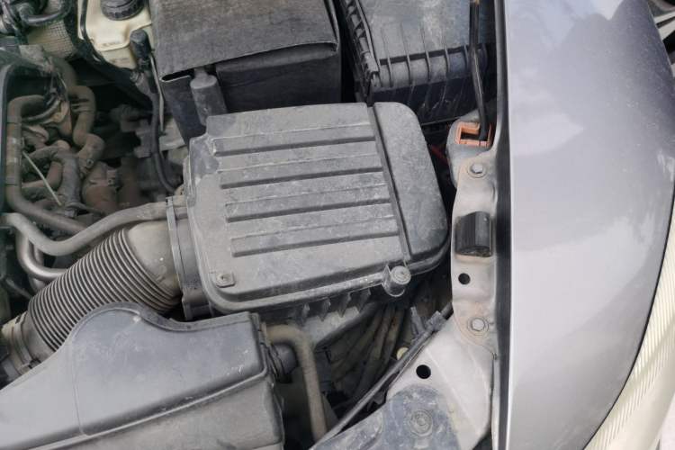 Used Skoda Octavia 2013 1.4TSI DSG Yijun Edition Engine Bay Left