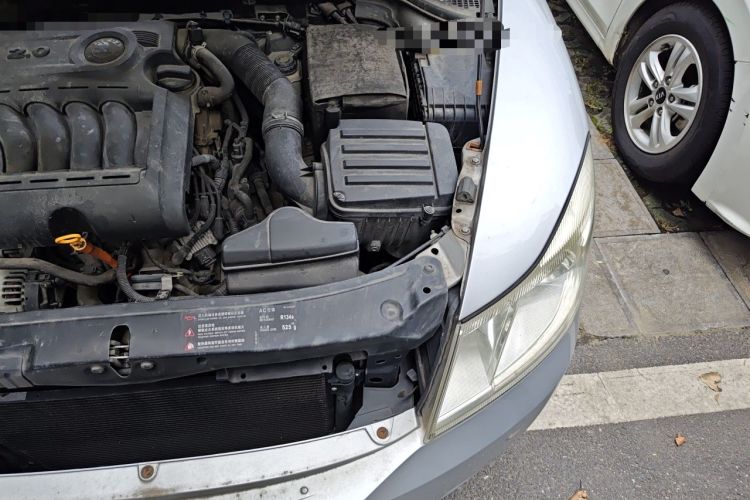 Used Skoda Octavia 2013 2.0L Manual Yijie Version Engine Bay Left