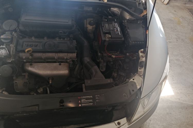 Used Skoda Octavia 2013 1.6L Manual Eado Edition Engine Bay Left