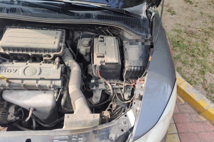 Used Skoda Octavia 2013 1.6L Manual Yijie Edition Engine Bay Left