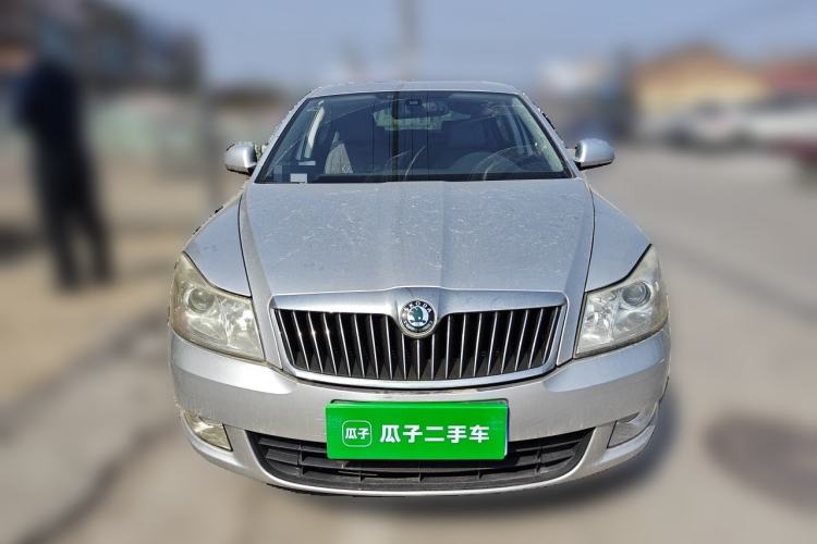 Used Skoda Octavia 2013 1.6L Automatic Yijun Edition Front