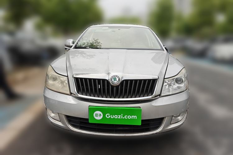Used Skoda Octavia 2013 1.6L Automatic Yijie Edition Front