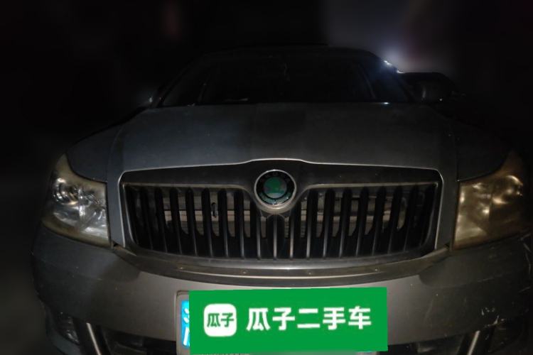 Used Skoda Octavia 2013 1.6L Manual Yijie Edition Front