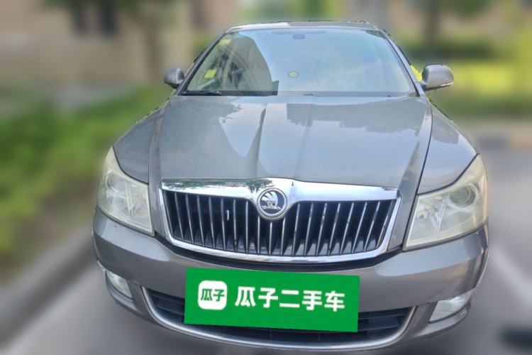 Used Skoda Octavia 2013 1.6L Automatic Yijun Edition Front