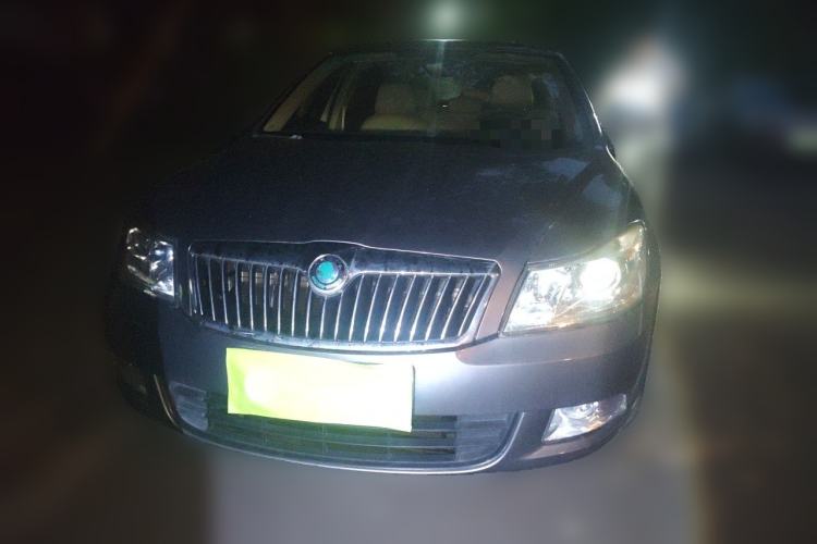 Used Skoda Octavia 2013 1.6L Automatic Yijun Edition Front