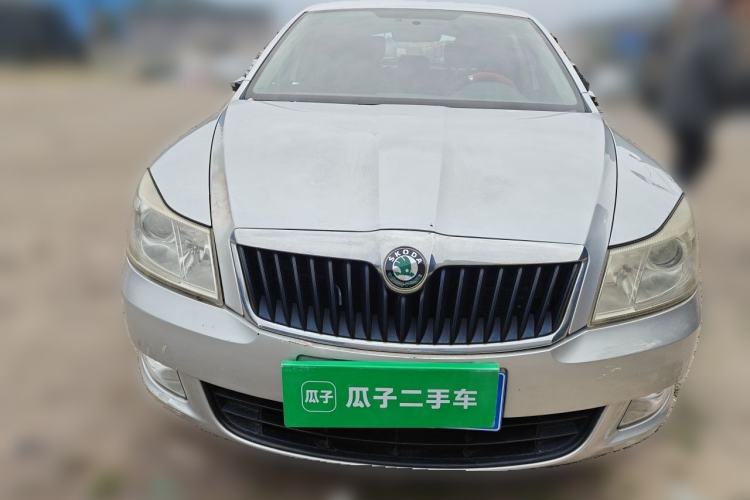 Used Skoda Octavia 2013 1.6L Automatic Elegance Edition Front