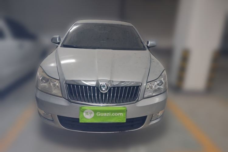 Used Skoda Octavia 2013 1.6L Manual Yijie Edition Front