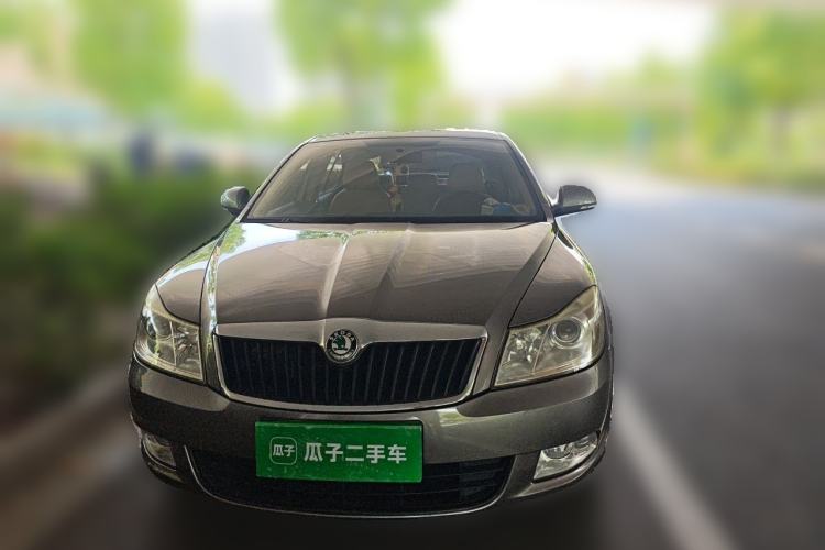 Used Skoda Octavia 2013 1.6L Automatic Yijie Edition Front