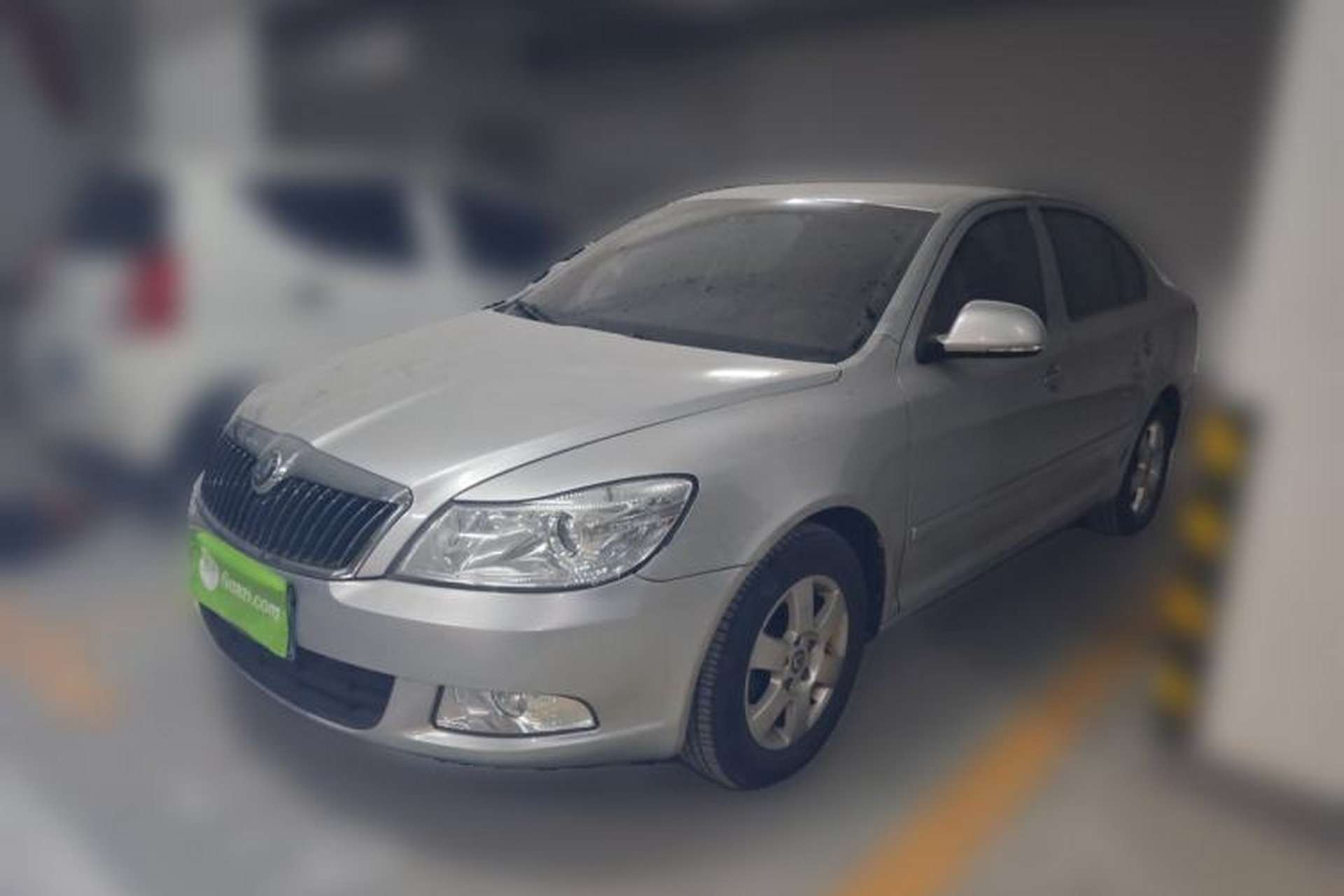 Used Skoda Octavia 2013 1.6L Manual Yijie Edition Front Left 45 Deg