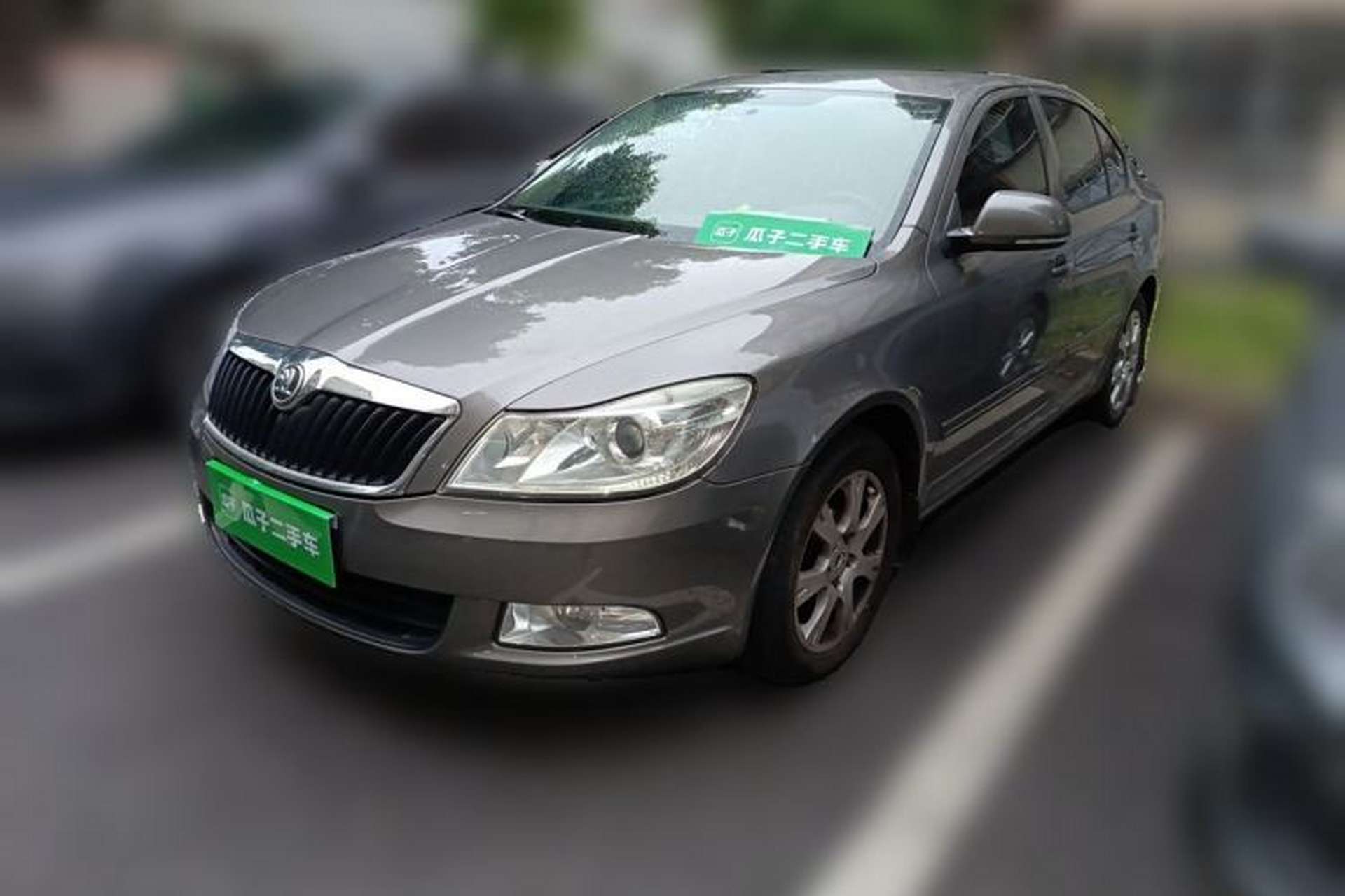 Used Skoda Octavia 2013 1.6L Automatic Yijie Edition Front Left 45 Deg