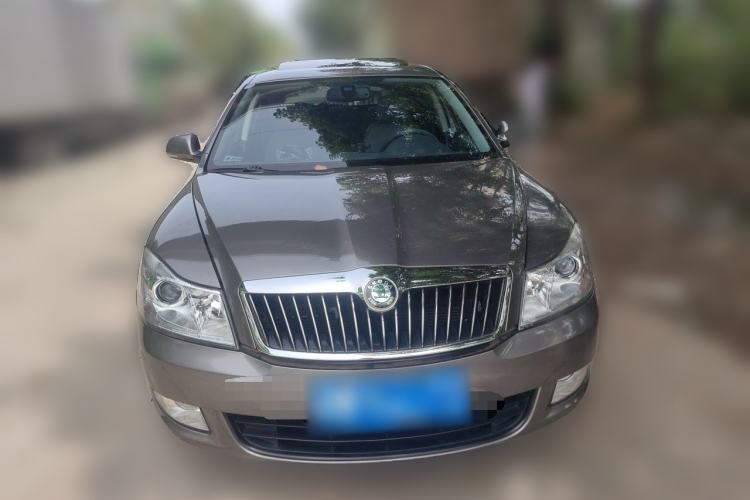 Used Skoda Octavia 2013 1.6L Automatic Yijun Edition Front