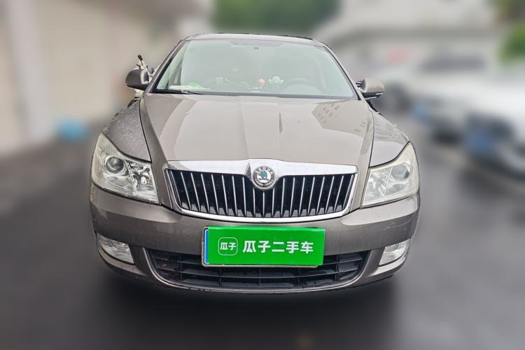 Used Skoda Octavia 2013 1.6L Automatic Yijie Edition Front