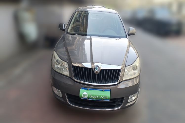 Used Skoda Octavia 2013 1.6L Automatic Yijie Edition Front