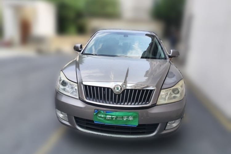 Used Skoda Octavia 2013 1.6L Automatic Yijun Edition Front