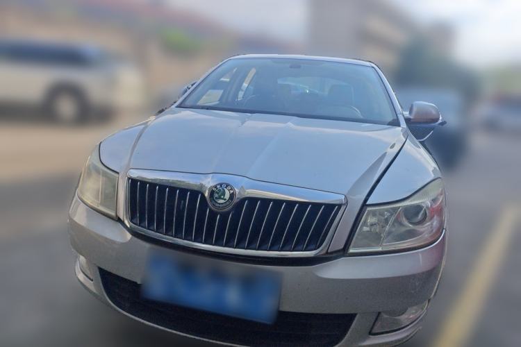 Used Skoda Octavia 2013 1.6L Automatic Yijun Edition Front