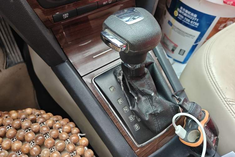 Used Skoda Octavia 2013 1.6L Automatic Yijun Edition Gear Lever