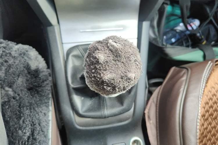 Used Skoda Octavia 2013 1.6L Manual Yijie Edition Gear Lever