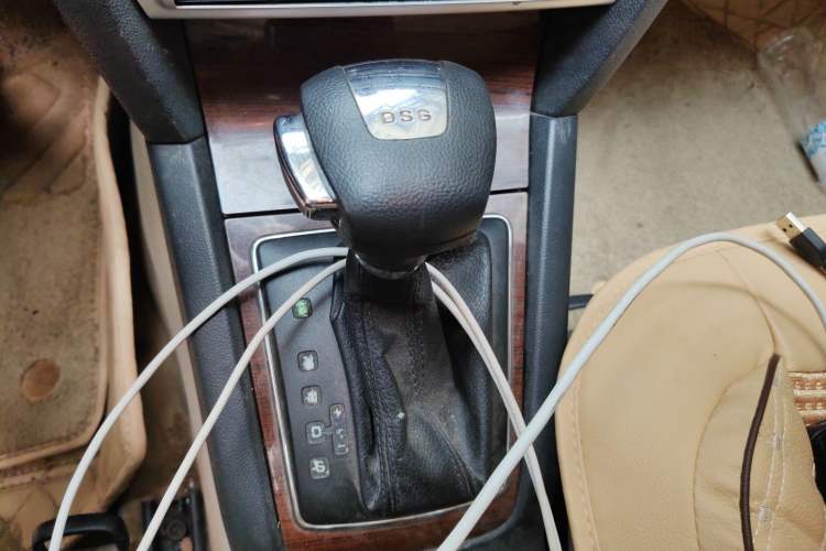 Used Skoda Octavia 2013 1.4TSI DSG Yijun Edition Gear Lever
