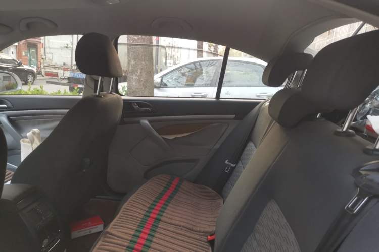 Used Skoda Octavia 2013 1.6L Automatic Yijie Edition Headliner