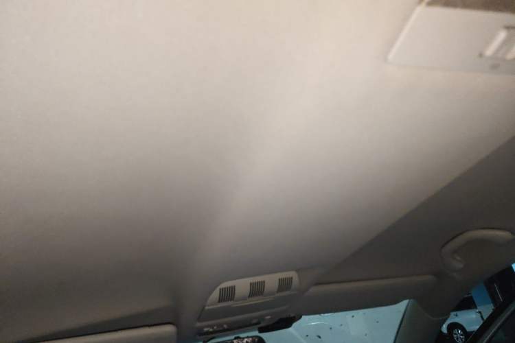 Used Skoda Octavia 2013 2.0L Automatic Yijie Edition Headliner