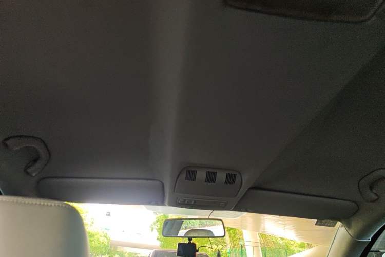 Used Skoda Octavia 2013 1.6L Automatic Yijie Edition Headliner