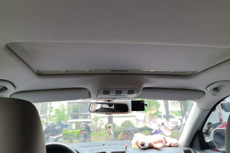 Used Skoda Octavia 2013 1.6L Manual Yijun Edition Headliner