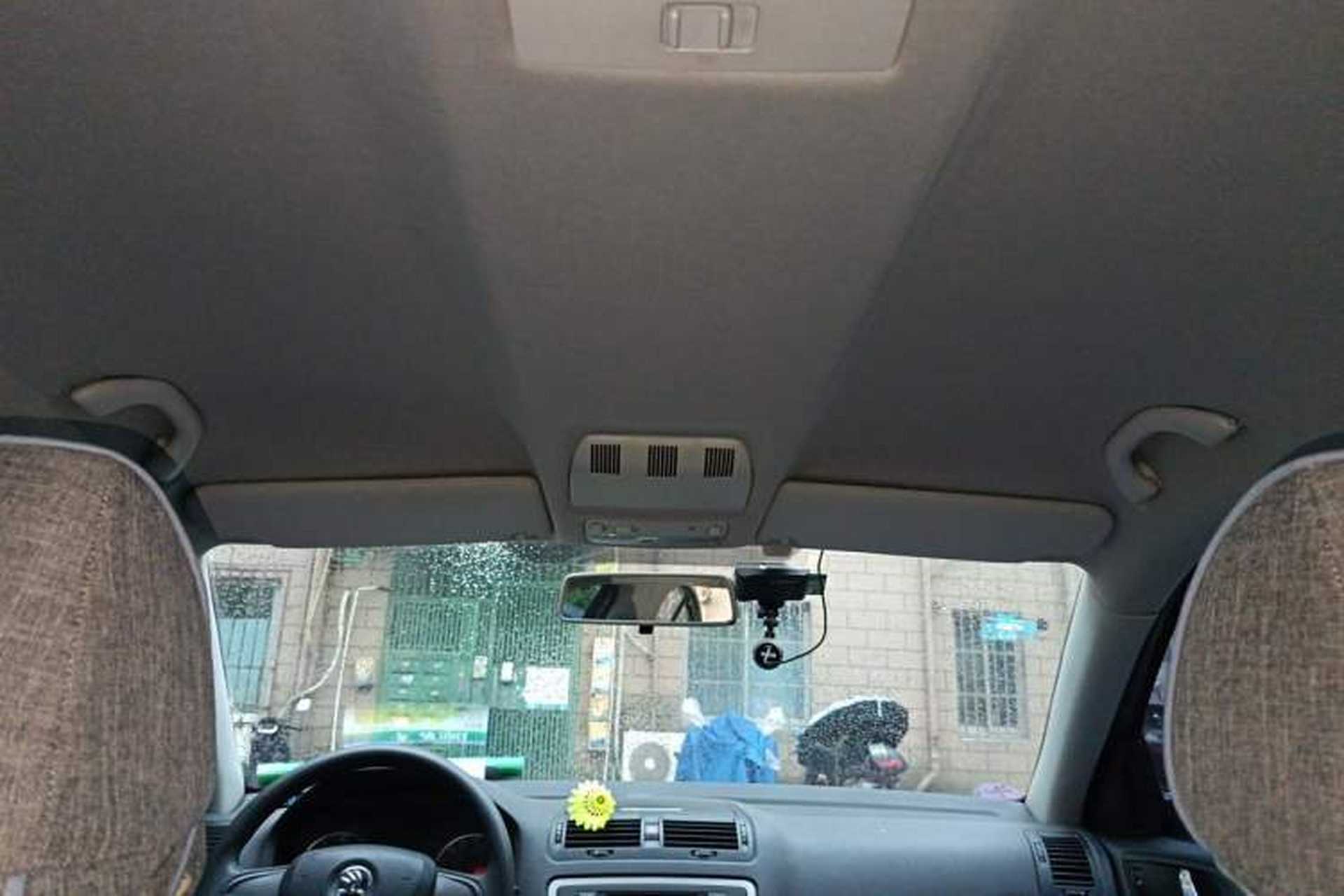 Used Skoda Octavia 2013 1.6L Automatic Yijie Edition Headliner